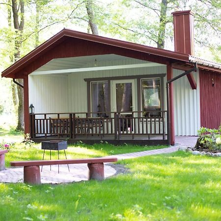 Namelis Nr 1 Adeles Sodyba Sturmai Buitenkant foto