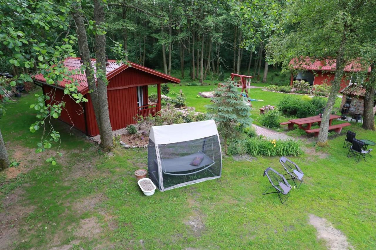 Namelis Nr 1 Adeles Sodyba Sturmai Buitenkant foto