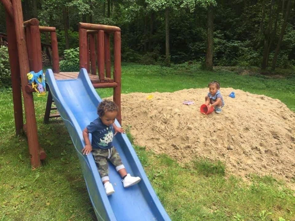 Namelis Nr 1 Adeles Sodyba Sturmai Buitenkant foto